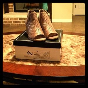 Distressed Brown Booties